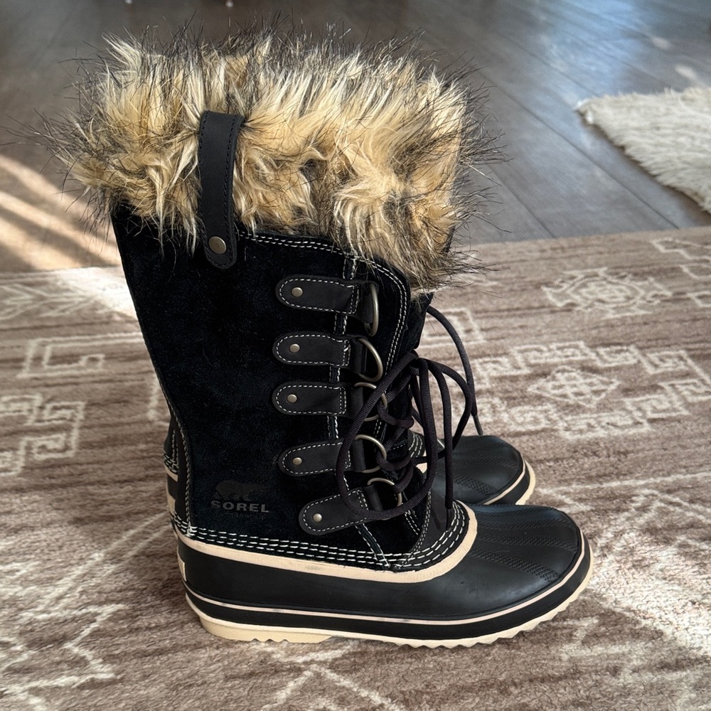 Sorel Joan of Arctic Leather Fur Trim Insulated Snow Winter Lace Up Boots